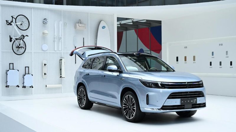 Китайский автопроизводитель Aito запускает новый китайский гибридный кроссовер Aito M7