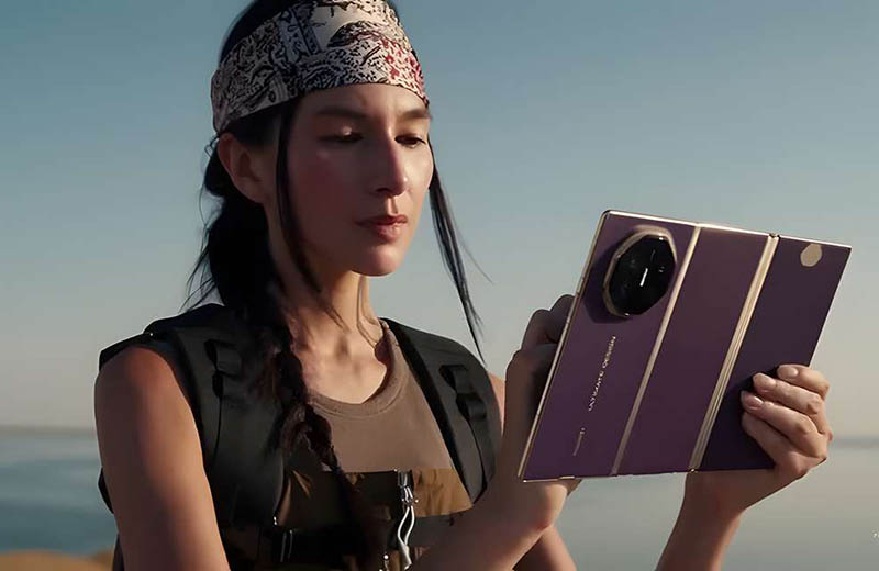Huawei Mate XTs